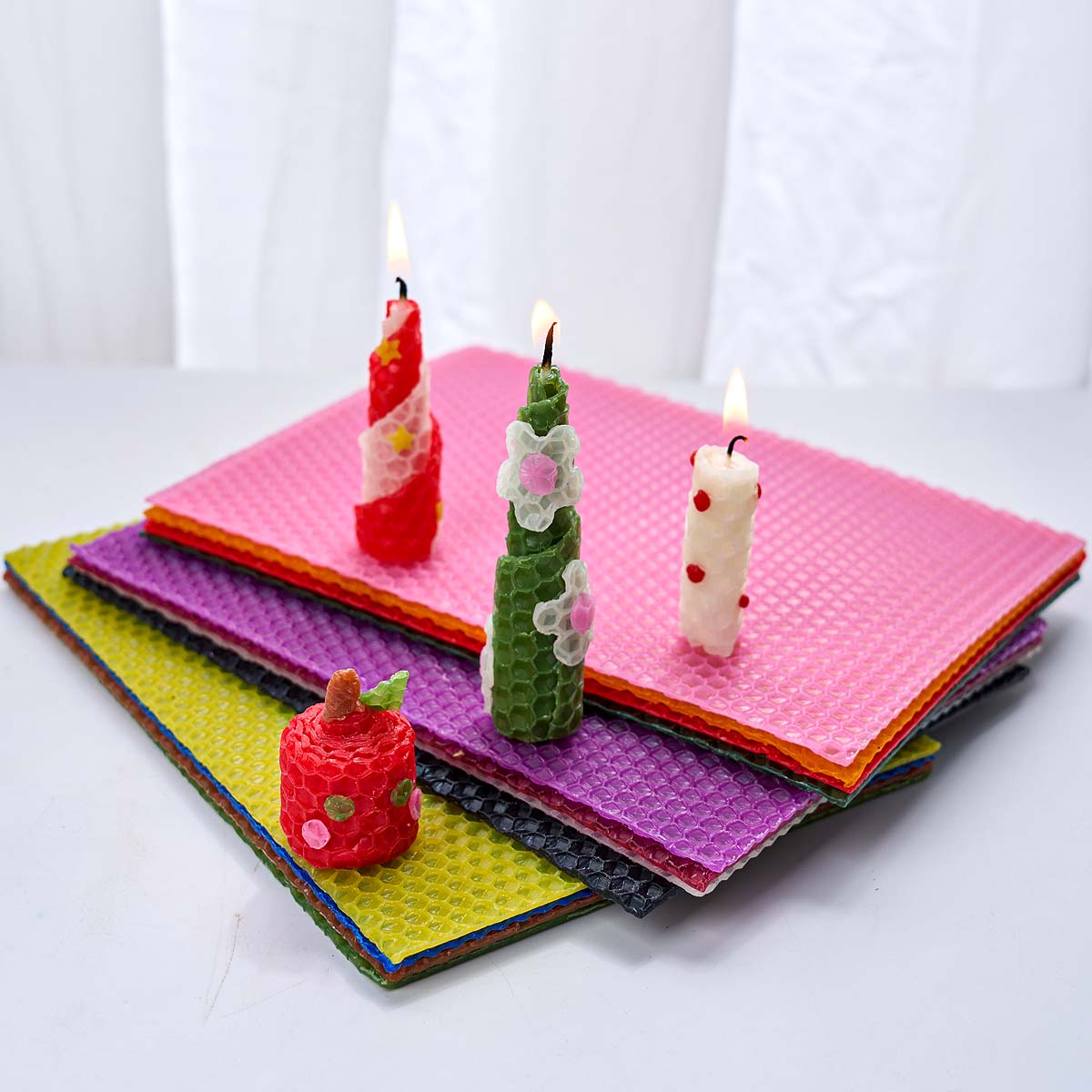 ชุดทำเทียนแผ่นขี้ผึ้งสี 6 ชิ้น - Beeswax Sheet Roll บทวิจารณ์และราคา